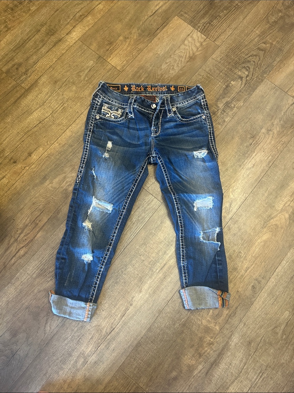 Rock revival capri’s